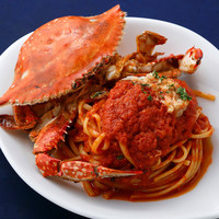 渡り蟹丸ごと一杯を使ったトマトソース"リングイネ"