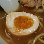 らーめん佳 - あじ玉は控えめな味付け