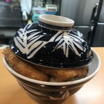 とんかつ太郎 - 特製カツ丼着皿〜
