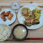 カフェ&ミール ムジ - メインの鶏唐揚げは胸肉でした