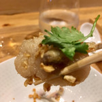 一碗水 - 避风塘田鳮(岡山 蛙の唐揚げ にんにく風味) リフト