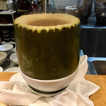 一碗水 - 冬瓜盅(冬瓜の蒸しスープ 金華ハムの出汁で)