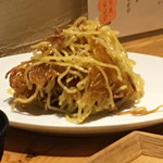 一碗水 - 両面黄(パリパリ麺)　ハラミンのは大盛り