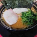 家系ラーメン王道 いしい - ラーメン・海苔増し