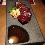 超厚切りネットリの生レバ！