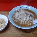 どさん子 大将 - みそラーメンセット　680円