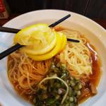 中華そば 一休 - 一気に絞る