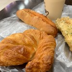 石窯パン工房 マナレイア 神戸ジェームス山店 - 