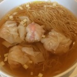 御宝轩 - ザ・広東「雲呑湯麵」