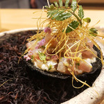 LURRA° - 海苔のトスターダ 野母んあじと白昆布｡ 中に鯵のタルタル