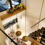 LURRA° - 2階からみた大型テーブル デザートはこのテーブルで(2019.7月)