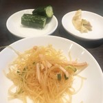 四川料理 シュン - 春雨と野菜の和え物、胡瓜、ザーサイ、