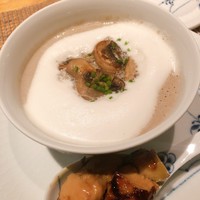 au deco - シャンピニオンのポタージュ フォアグラのグリル