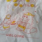 東京豆漿生活 - 焼餅油條が入っていた袋
      パンがポロポロ落ちるので袋入りなのは助かります