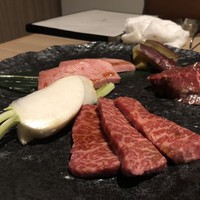 近江うし 焼肉 にくTATSU 青山本店 - 