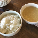 中華バルSAISAI。 - ご飯、スープ