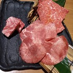 黒毛和牛焼肉ビーファーズ - 