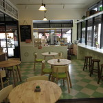 Kafe Inaponte - カフェスペース