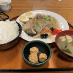 四日市港 第一船員会館 - 