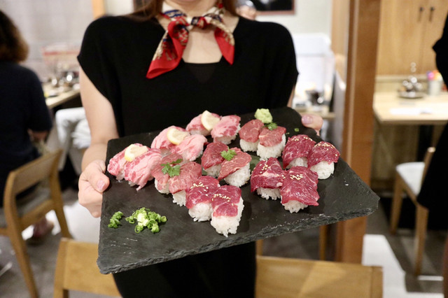 個室 霜降り肉寿司食べ放題 タテガミ 栄本店 栄 名古屋 馬肉料理 ネット予約可 食べログ