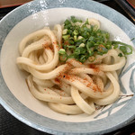根ッ子うどん - だし醤油の風味香る温麺、馴染み絡みも抜群。