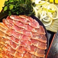 韻松亭 - とりすき鍋のお肉