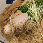 麺屋 猪一 離れ - 黒七味投入