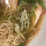 麺屋 猪一 離れ - とろろ昆布投入