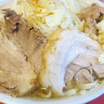 ラーメン二郎 - 豚