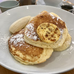 bills - 上に乗っているバナナの輪切りみたいなのは実はバター。