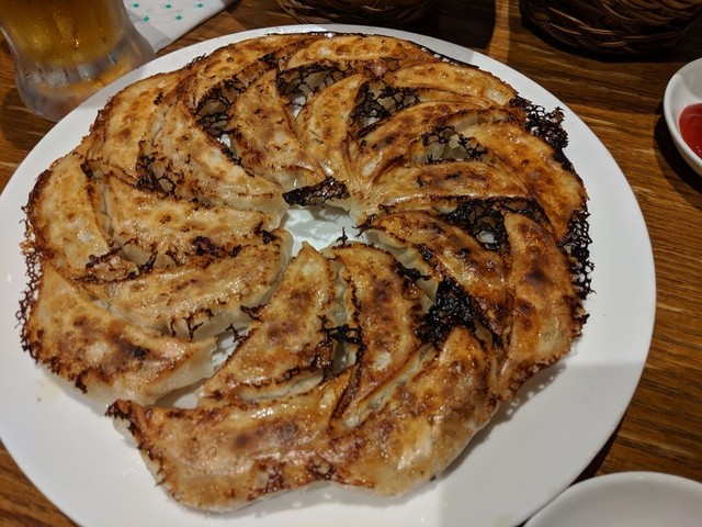 浪花のぽんちゃん餃子 今宮 餃子 食べログ 浪花のぽんちゃん餃子 今宮 餃子 食べログ