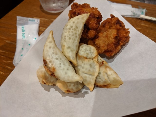 浪花のぽんちゃん餃子 今宮 餃子 食べログ 浪花のぽんちゃん餃子 今宮 餃子 食べログ
