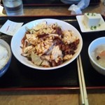 北京飯店 - 回鍋肉定食 ５２５円
