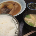 季節料理 魚竹 - 下仁田ネギと鮭ハラスの味噌煮