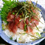 中落ち100円の店 まぐろんち - 中落ち丼　ご飯大盛り