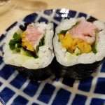 出羽鮨 - トロタク巻き。