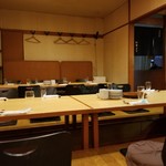 伊勢もと - 店内　掘りごたつの座敷　宴会入ってます♪