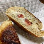 Pane Ho Maretta - トマトと桃の不思議な組み合わせ