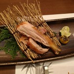とり割烹 赤坂 いし井 - 東京軍鶏の岩塩焼き