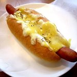 パン工房カフェ 房の駅 - 四種のチーズドック！