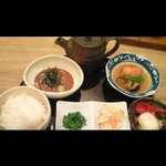 東麻布 逢坂  - 【'10/12/6撮影】鯛茶づけ 1000円