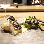 LURRA° - 天然すずきとキャビア 白アスパラソース 枝豆 アーモンドオイル