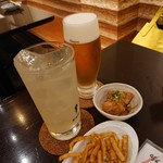 金澤亭 - ビールとりんごジュース