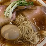 中華そば しば田 - 麺アップ