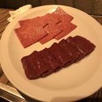 焼肉 ジャンボ - 