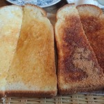 珈琲家比呂野 - モーニングサービスのトースト