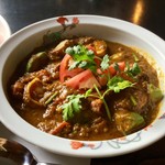 スプーンソング - エビとアボカドのチェティナッドカレー