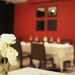 レヴォル - エレガントな店内