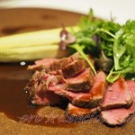 レヴォル - あか牛“阿蘇王”/黒ニンニク