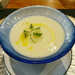 エピキュール・モア - 山梨桃の冷製スープ